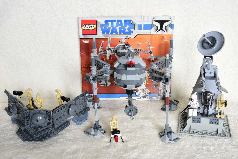 LEGO Star Wars 7681 Separatist Spider Droid+ 4 droidy i stan. obronne