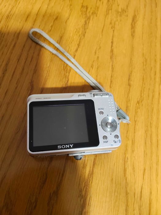 Aparat cyfrowy : SONY DSC-S800