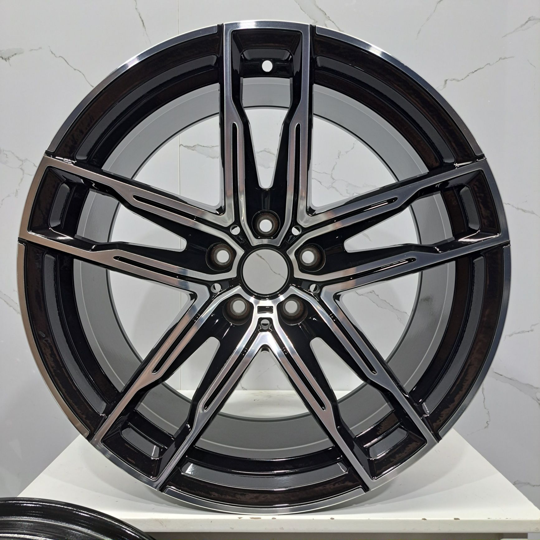 Jantes 19" LOOK BMW 810M série 3 4 5 G20 G30 G60 5x112
