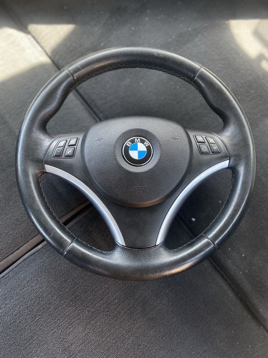 Руль BMW E90 Е82 Е92 спорт кермо