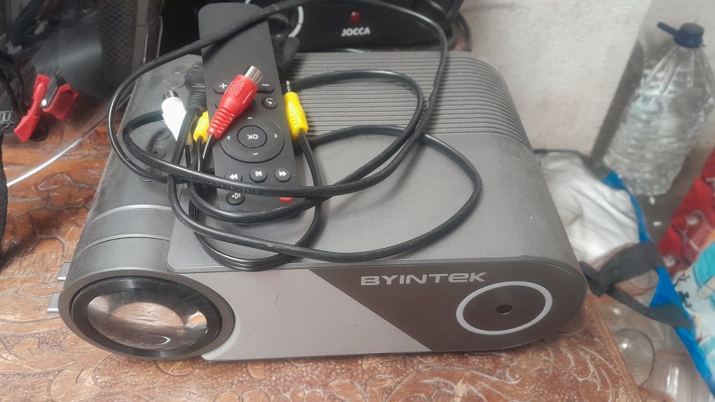 Recheio de casa em ótimo estado
