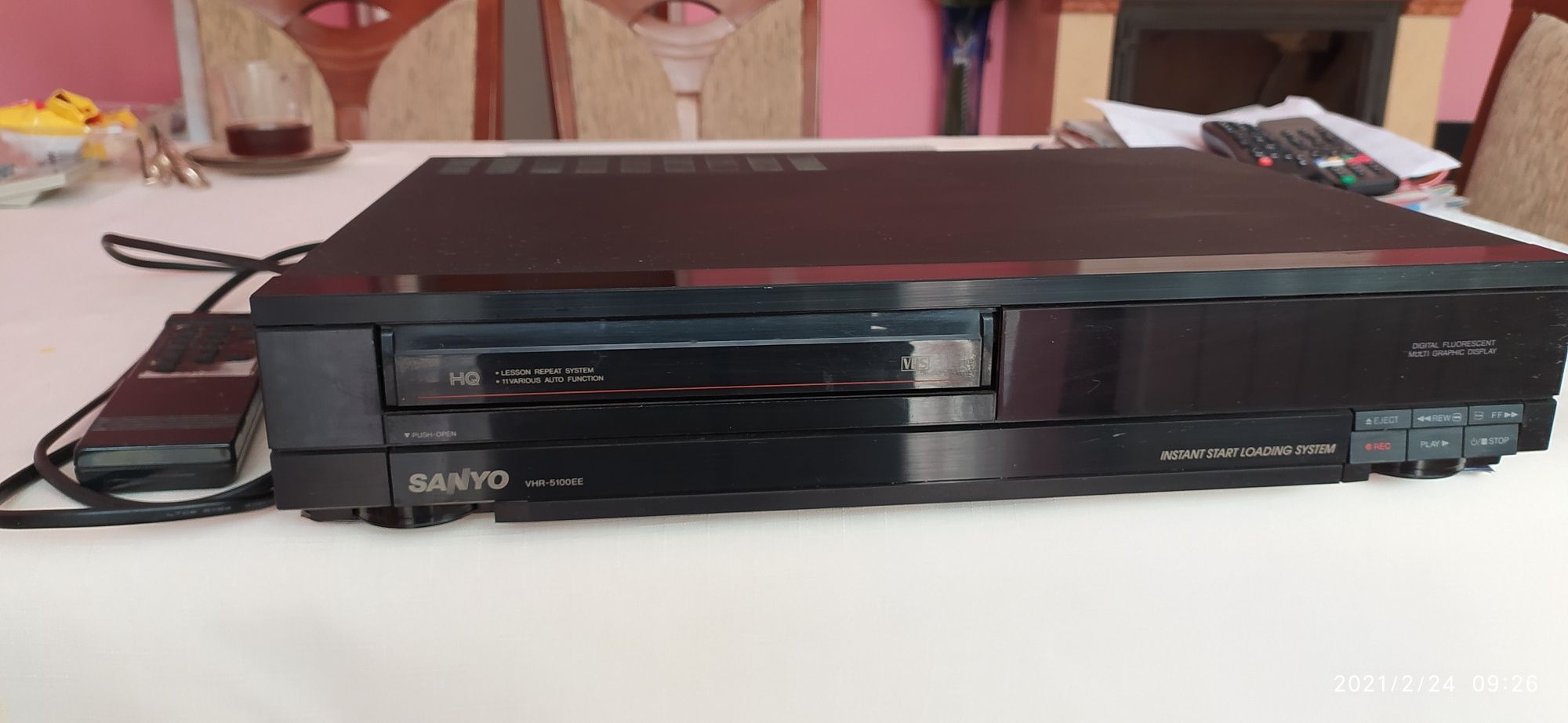SANYO wideoodtwazacz VHS