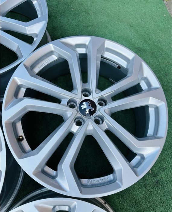 Диски 5/108 R19 Ford 8J ET42.5 dia-63.4 Dezent Germany