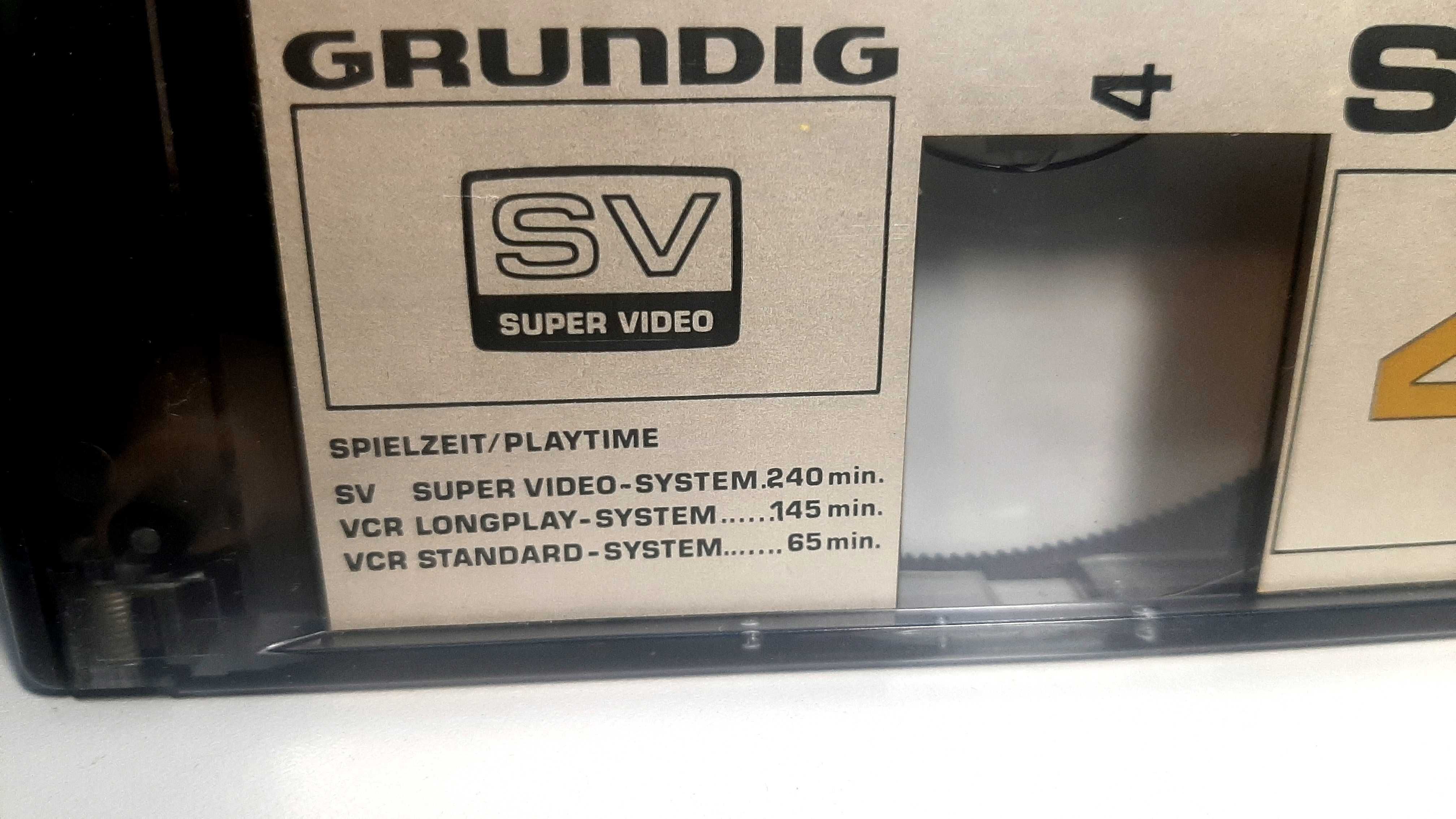 Видеокассеты Grundig  SVC формата     VCR