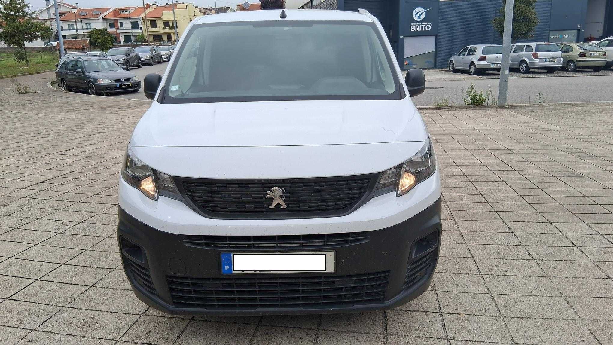 Peugeot Partner Longa 3 Lugares 2023 IVA Dedutível
