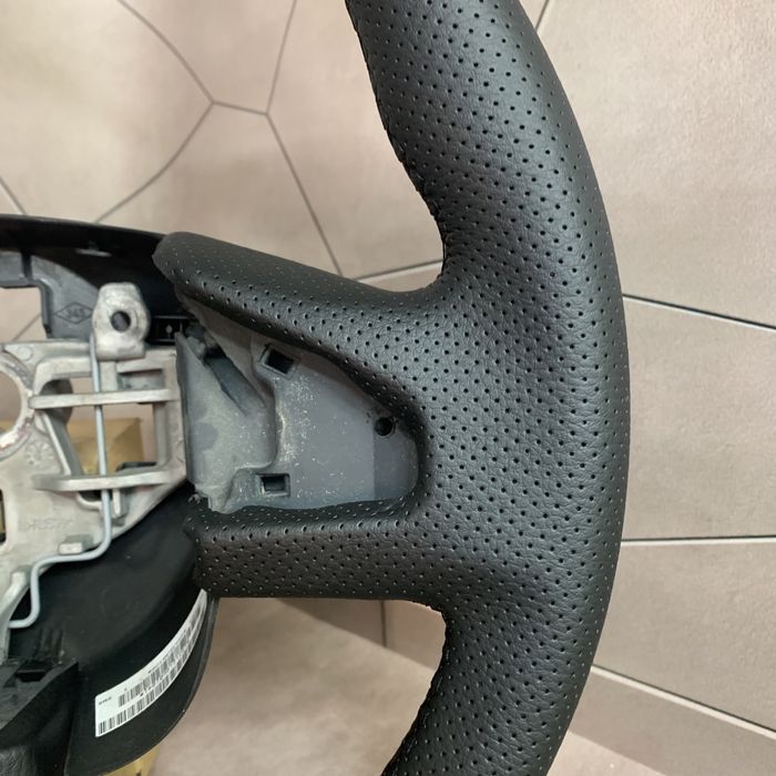 Перетягнутий руль до Рено Мастер, Мовано, Movano Master на обмін