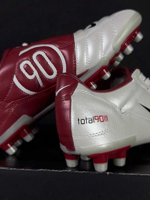 Chuteiras Nike Legend Total90 Elite