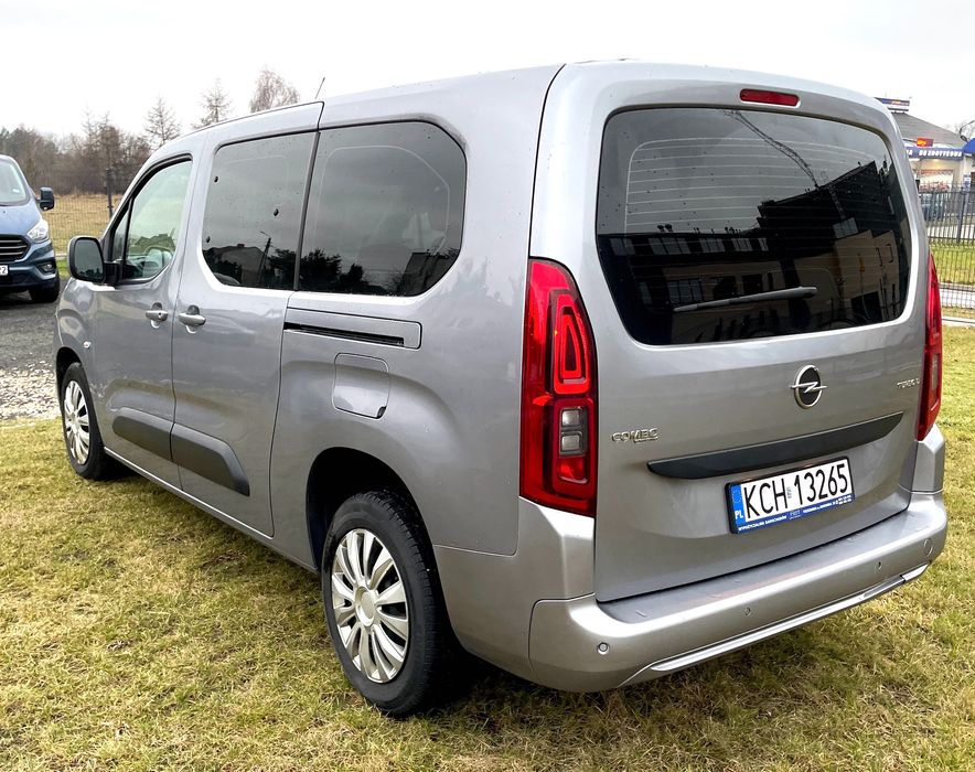 Wynajem Opel Combo XL van 7 osobowy bus wolne terminy narty wakacje