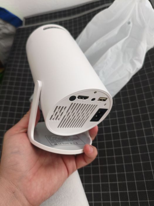 Mini projetor LED