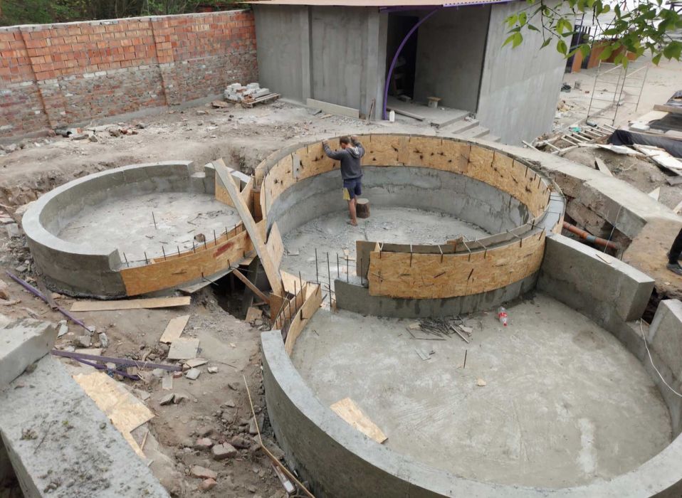 Будівельні роботи, земляні та демонтажні