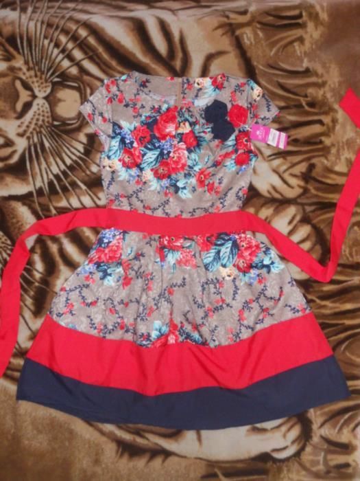 Новое нарядное Платье M-L. Размер 46