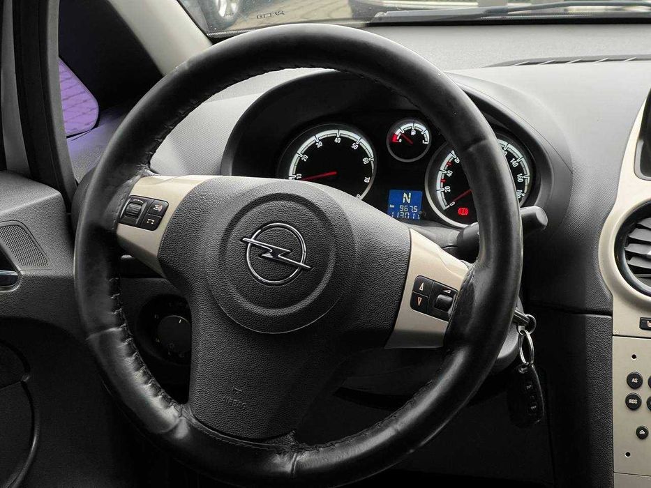 Opel Corsa 2008 року