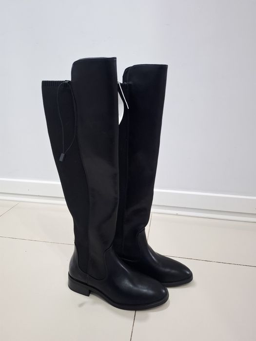 Czarne klasyczne buty zimowe jesienne reserved nowe kozaki 37