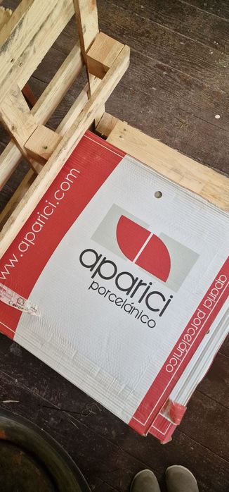Płytki Aparici Tango Crespo Natural 59,2X59,2

Waga :	31 kg
Ilość sztu