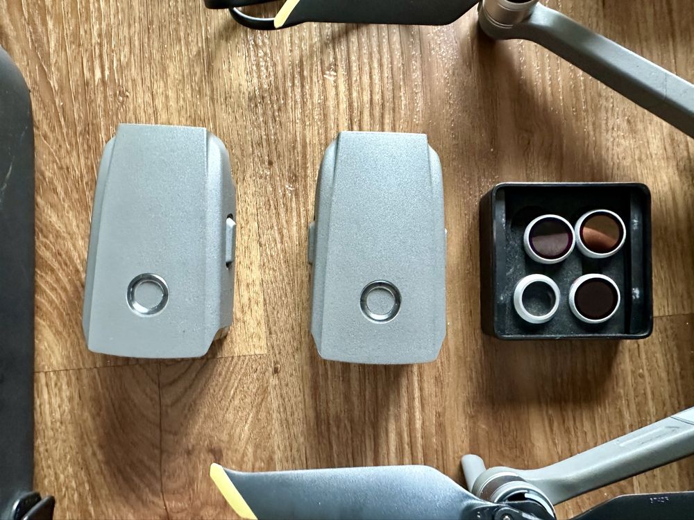 Dron DJI mavic 2 zoom - zestaw gotowy do lotu.