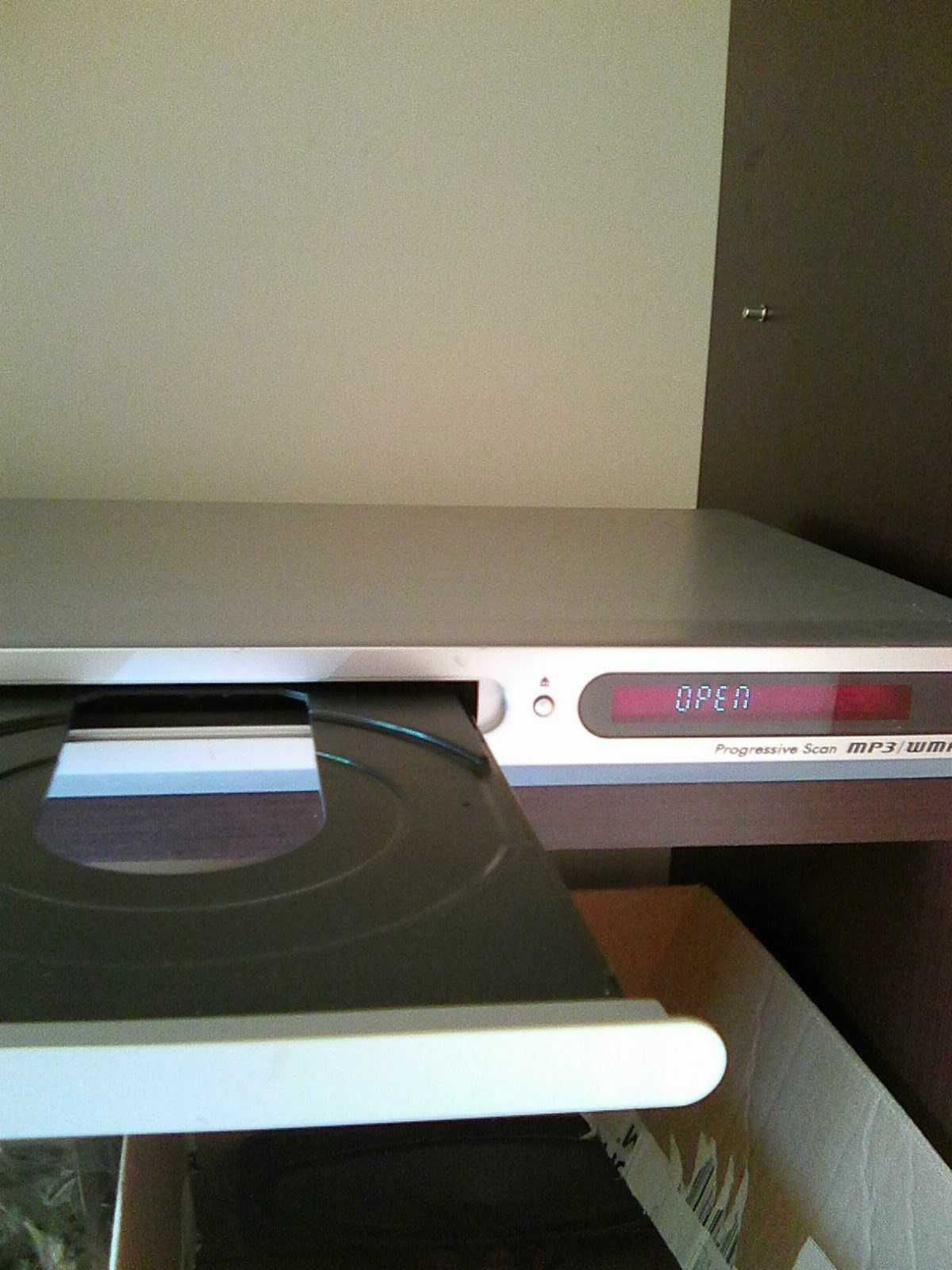 DVD Kenwood srebrne