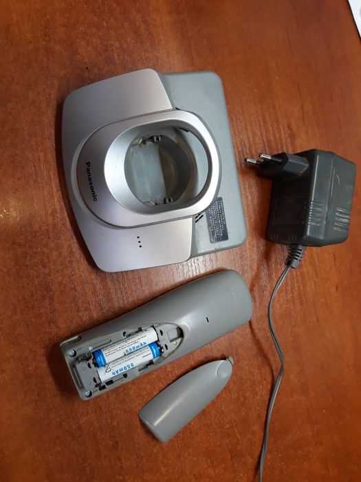 Радіотелефон Panasonic KX-TG1107 UA