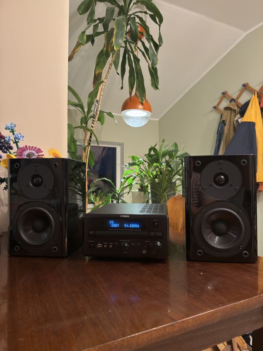 Wieża Yamaha PianoCraft CRX-E320 NX-E700 Piano Black USB CD Ideał