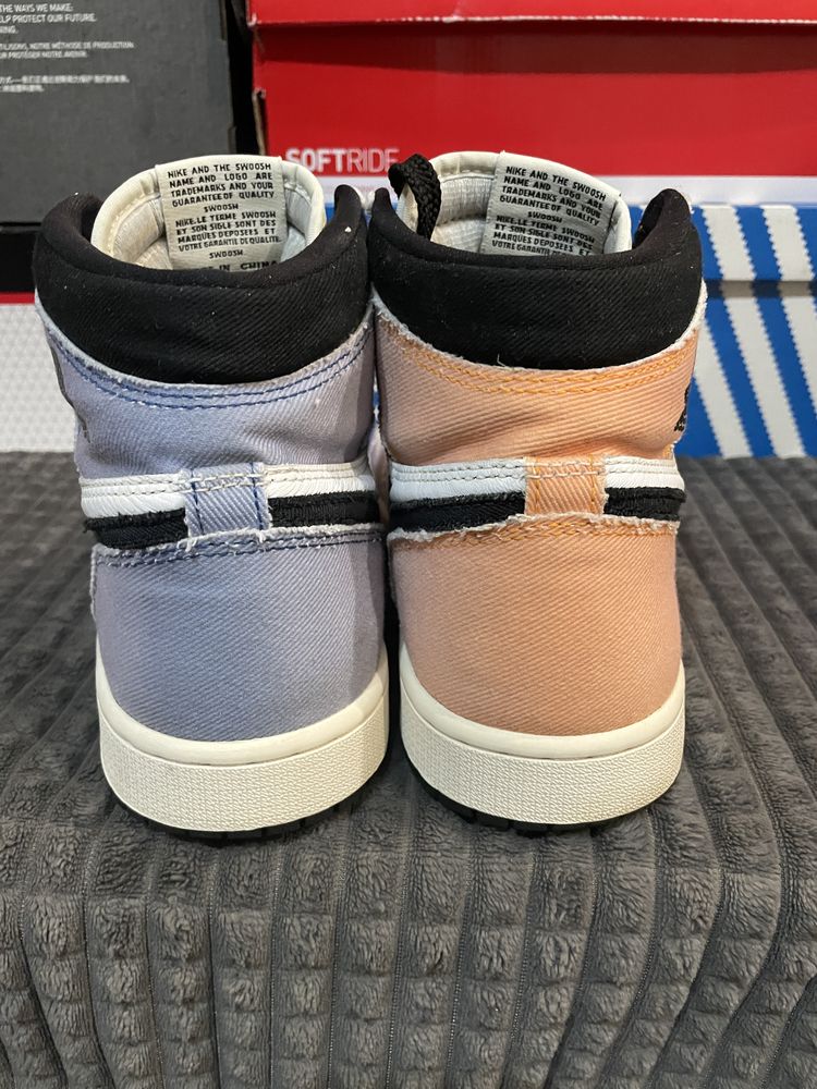 Чоловічі кросівки Nike Air Jordan 1 Retro High OG Skyline 42,5(27см)