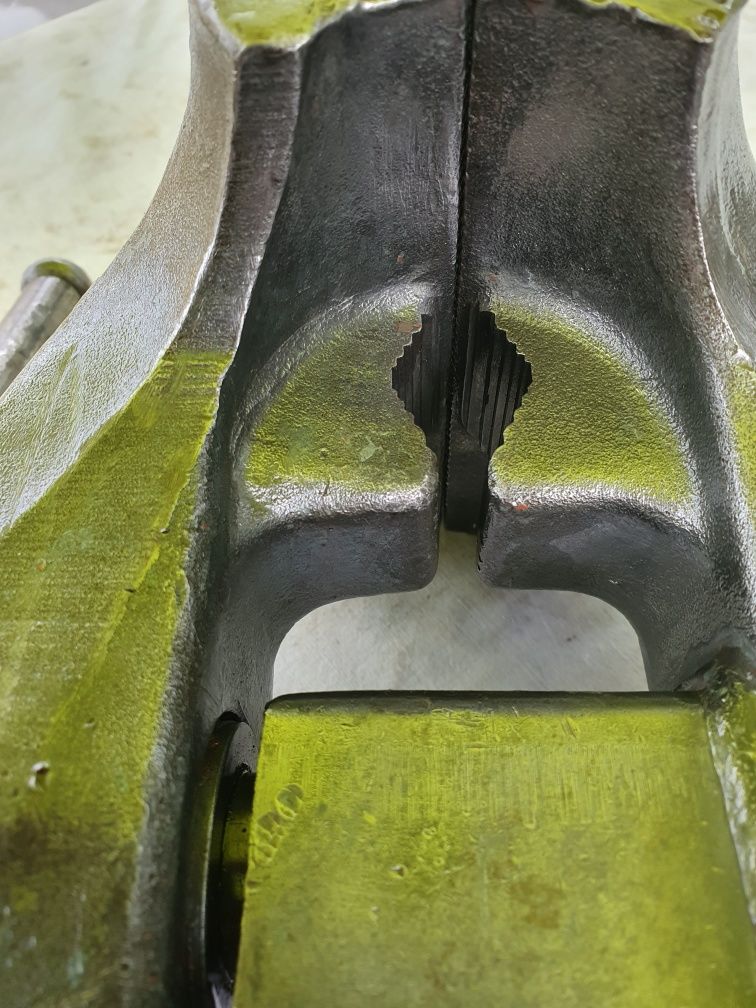 Imadlo heuer front