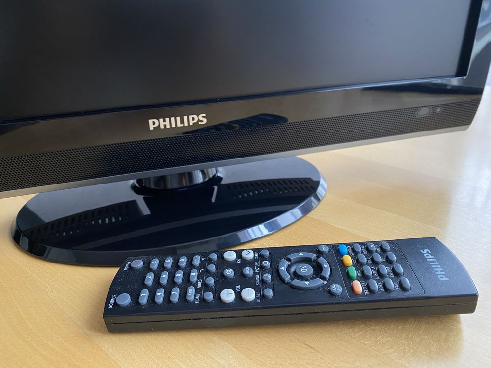 Телевізор монітор Philips 221T1