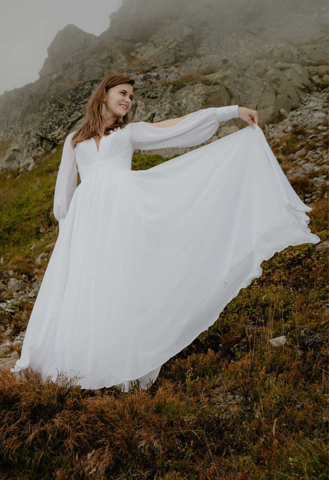 ŁADNA ORYGINALNA minimalistyczna prosta wymarzona Suknia ślubna gładka