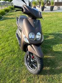 Skuter Yamaha Neos 50