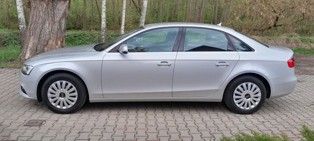 Audi A4 lift 1.8 benzyna 114 tyś przebieg z Niemiec