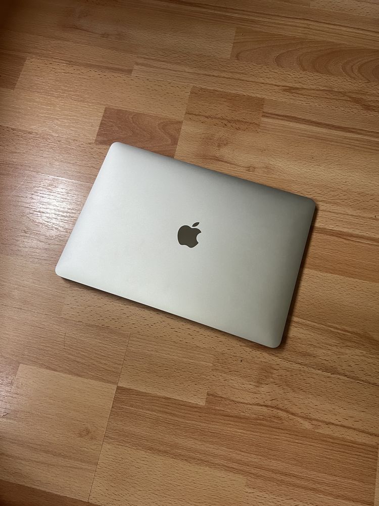 MacBook Air 13 2019 Silver 8/256