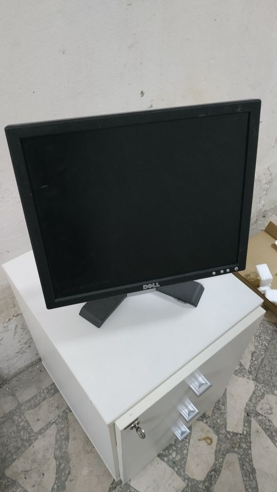 Монитор Dell E178fpv
