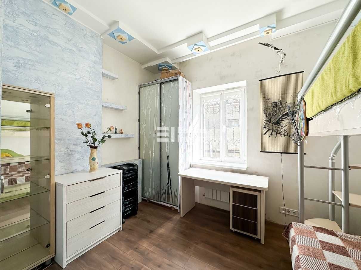 Продам дом с ремонтом Салтовка. м. Барабашова. 120м Е-видновленя.