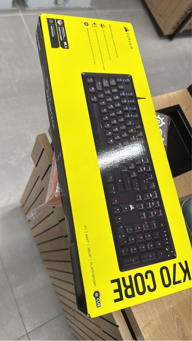 Teclado Mecanico Corsair k70 novo