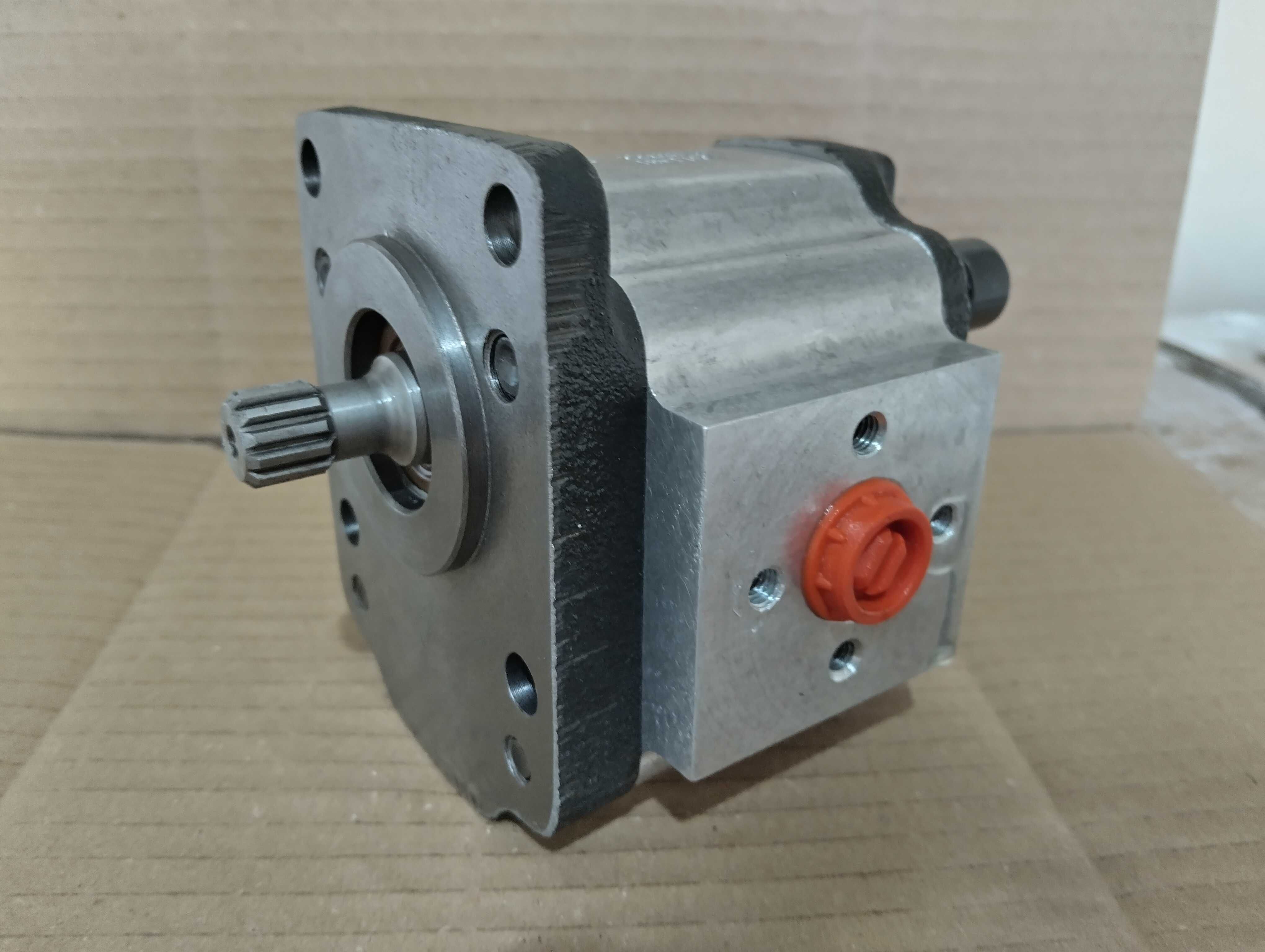 Pompa hydrauliczna Kioti CK20, CK22