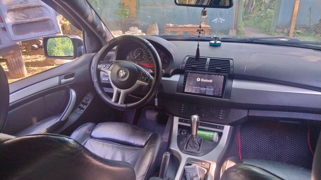 Продам BMW x5 e53 2003