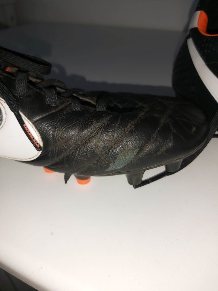 Korki nike tiempo legend IV profesjonalne lanki rozmiar 40