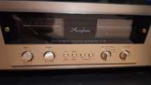 ACCUPHASE E211 wzmacniacz