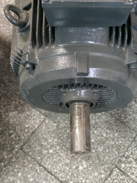 Silnik elektryczny 22kw/1400