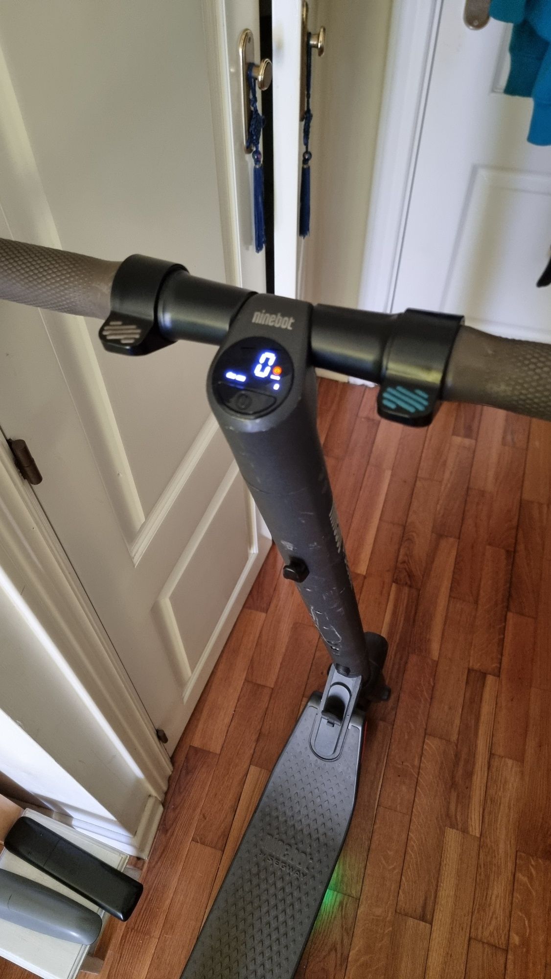Nine bot para venda com carregador