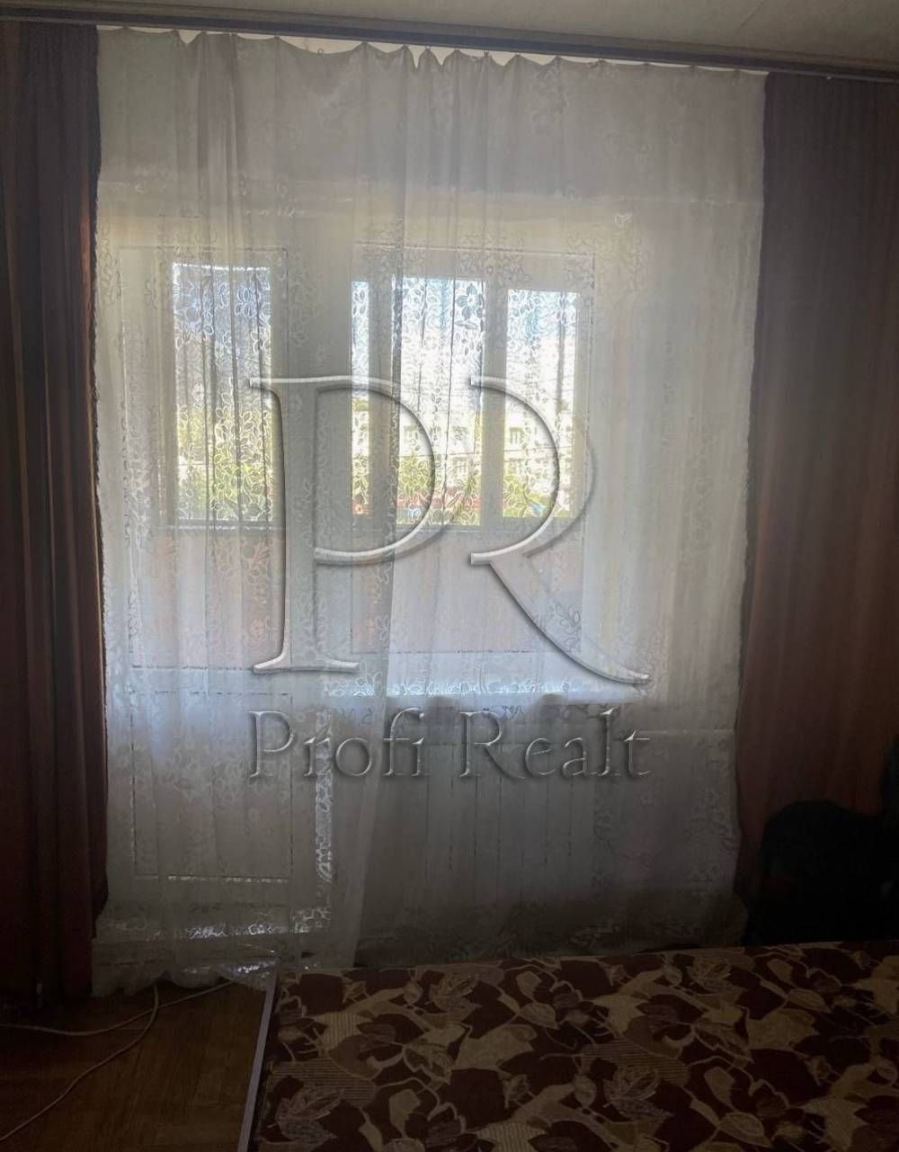 Продаж 3-к квартири вул. А. Ахматовоі 14 б, Дарницький р-н м. Позняки