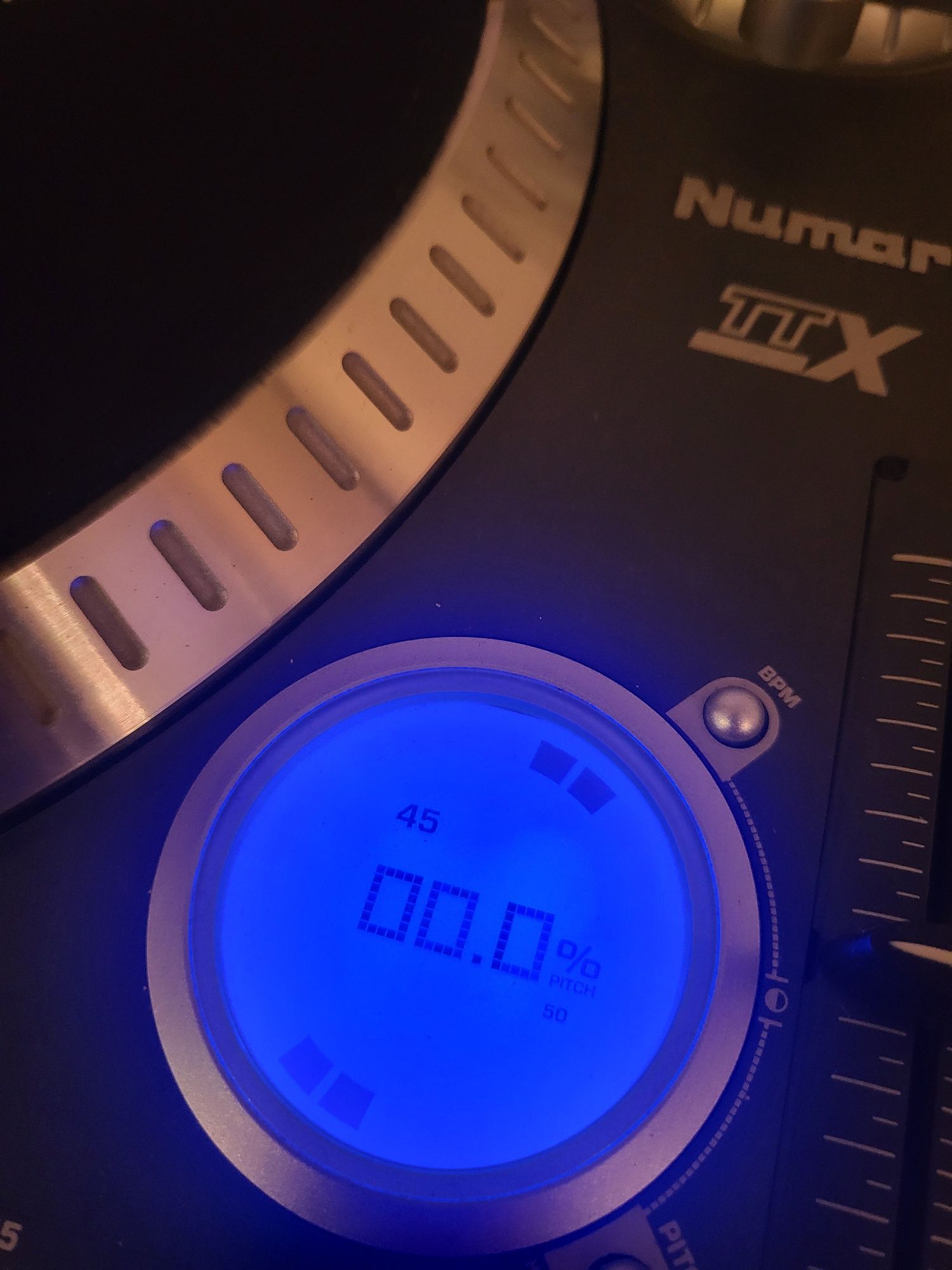 Gramofon Numark ttX
