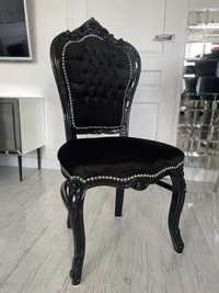 Szarne krzeslo w stylu Barokowym
