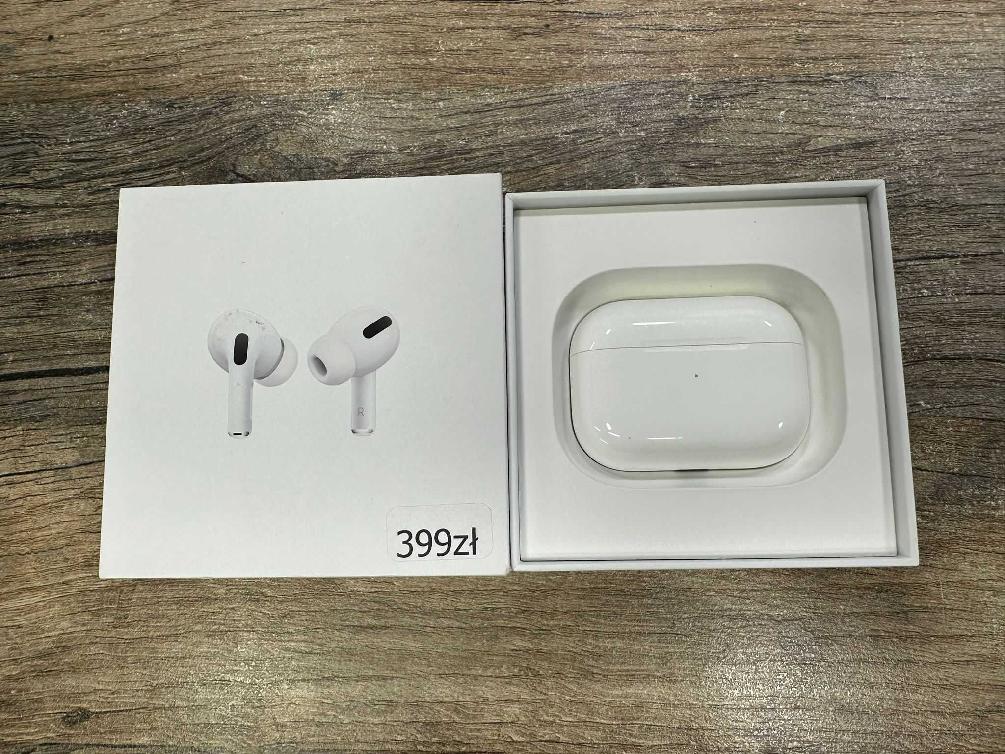 Słuchawki Apple AirPods Pro with Wireless Charging Case bdb gwarancja