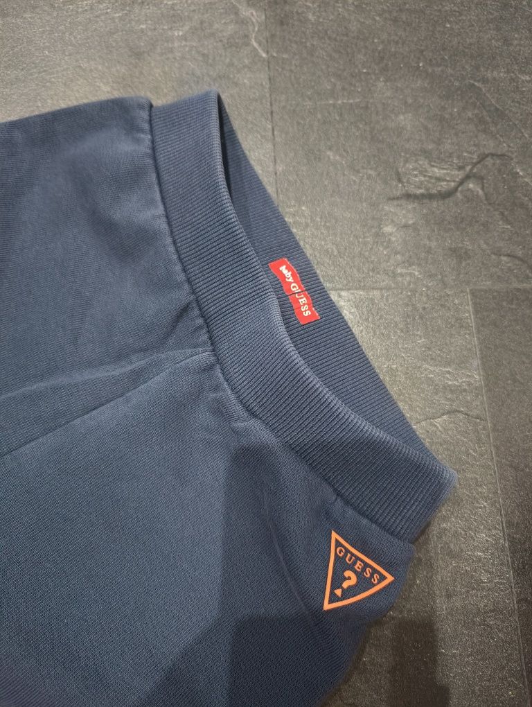 Dres dziecięcy Guess