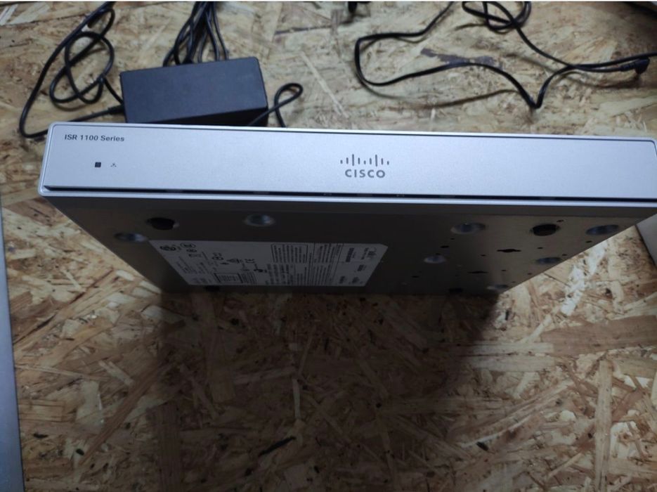 Cisco C1111-8P Novo Preço
