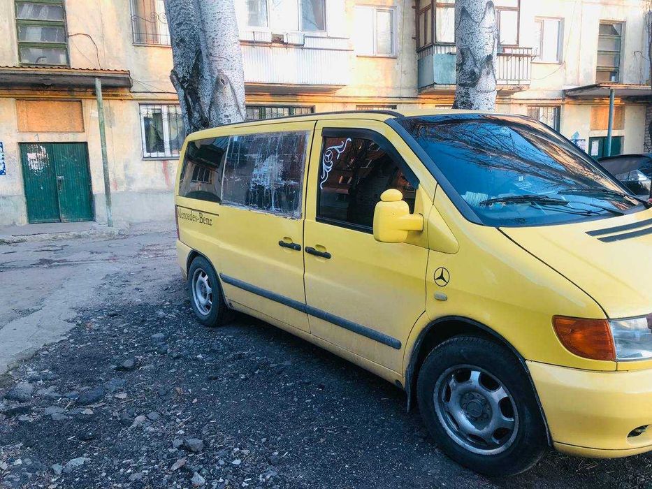 Продам 
Mercedes-Benz Vito