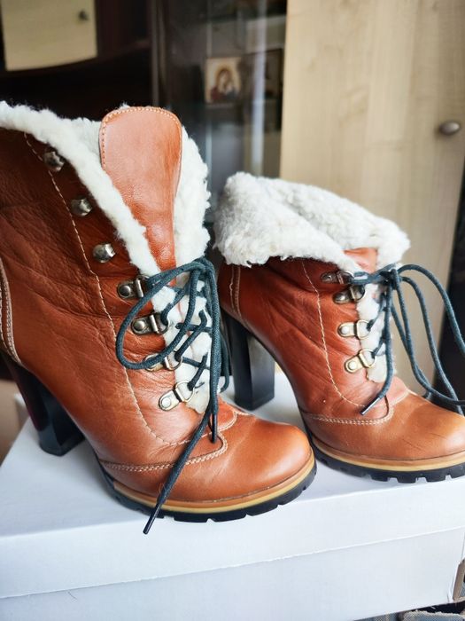 Ботильйони черевики шкіряні на овчині