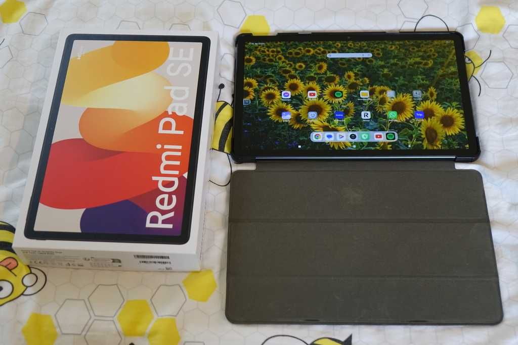 Xiaomi Redmi Pad SE 4/128GB Graphite Gray, pokrowiec - etui GRATIS