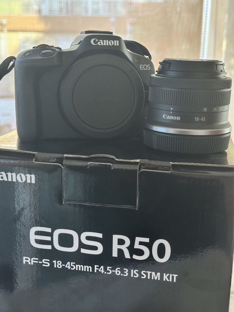 Canon R50 + 18-45mm [Caixa e Fatura]