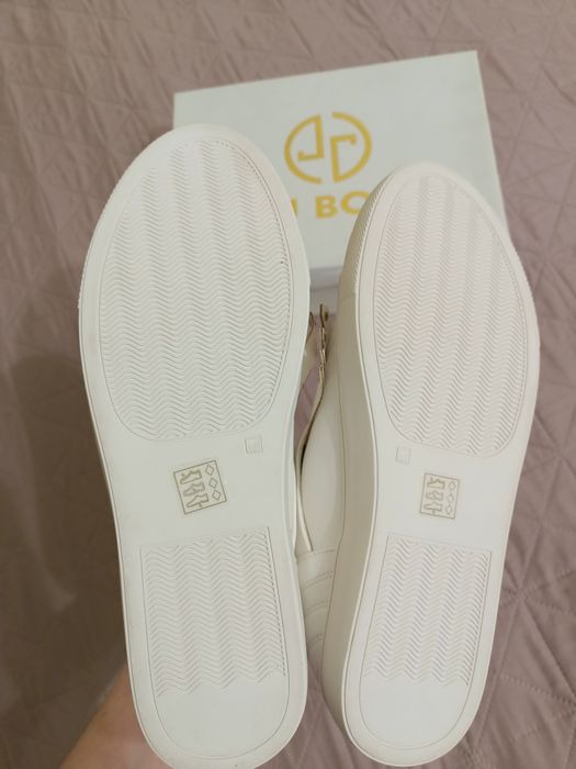 Білі жіночі черевики (хай-топи) Lu Boo, нові, р. 40, без утеплювача