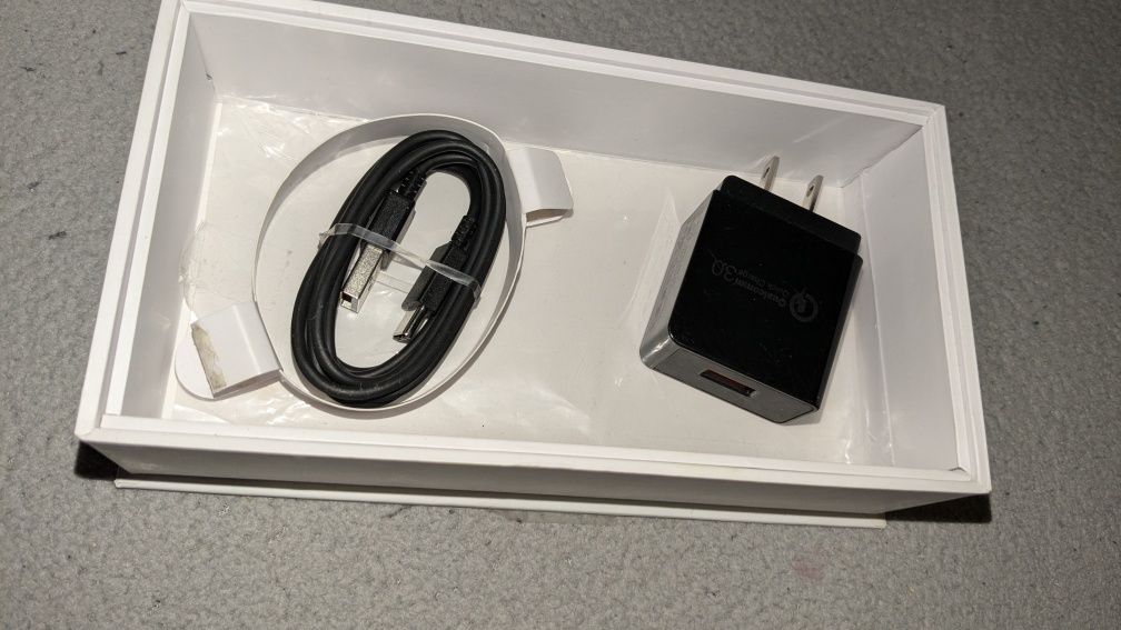 Продам Pixel 3 xl 4/64 neverlock